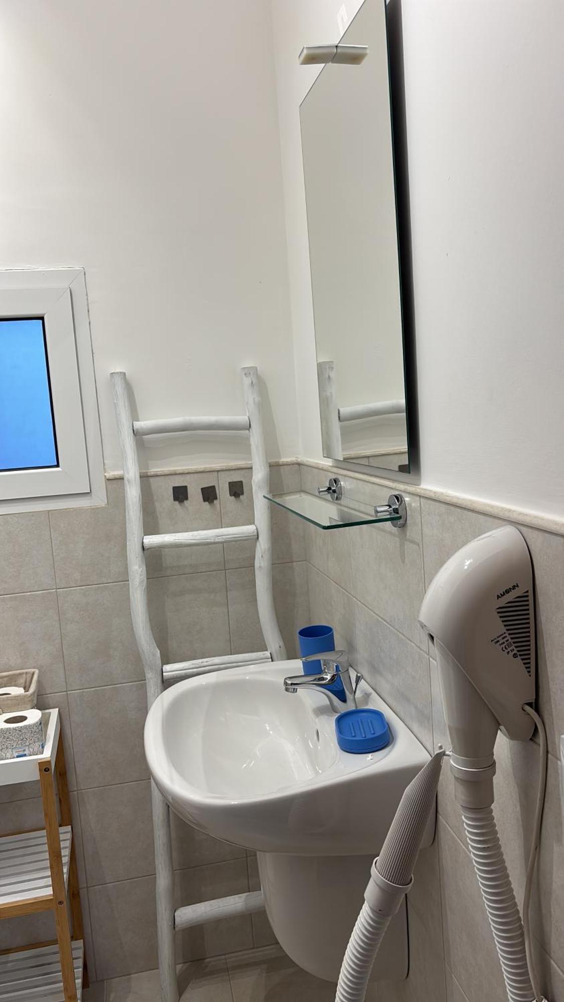Ginevra Rooms Bari Bagian luar foto