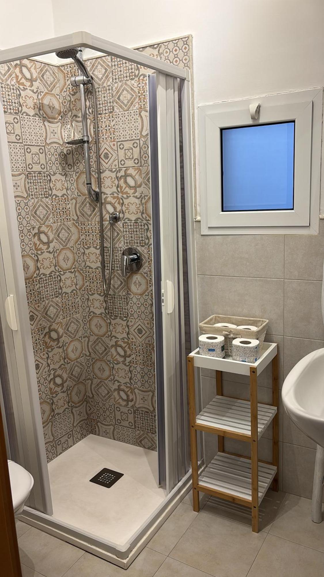 Ginevra Rooms Bari Bagian luar foto