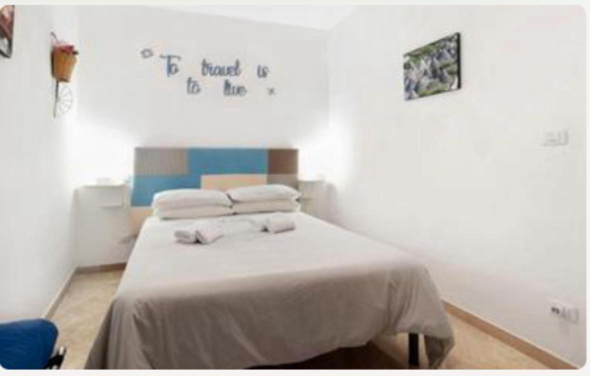 Ginevra Rooms Bari Bagian luar foto